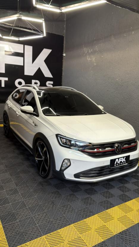VOLKSWAGEN Nivus 1.0 4P FLEX 200 TSI HIGHLINE TURBO AUTOM�TICO, Foto 3