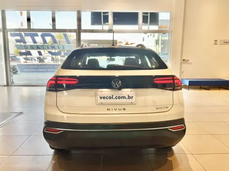 VOLKSWAGEN Nivus 1.0 4P FLEX 200 TSI COMFORTLINE TURBO AUTOMÁTICO, Foto 10