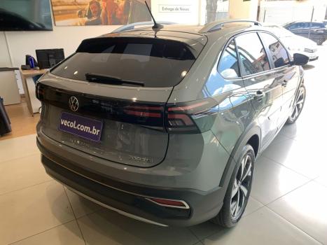 VOLKSWAGEN Nivus 1.0 4P FLEX 200 TSI HIGHLINE TURBO AUTOM�TICO, Foto 8