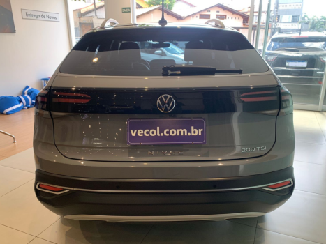 VOLKSWAGEN Nivus 1.0 4P FLEX 200 TSI HIGHLINE TURBO AUTOM�TICO, Foto 9