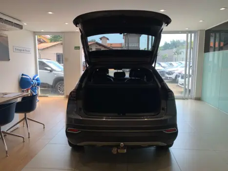 VOLKSWAGEN Nivus 1.0 4P FLEX 200 TSI HIGHLINE TURBO AUTOMÁTICO, Foto 12