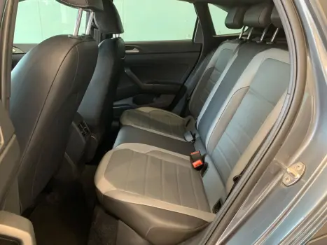 VOLKSWAGEN Nivus 1.0 4P FLEX 200 TSI HIGHLINE TURBO AUTOMÁTICO, Foto 6