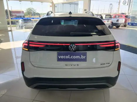 VOLKSWAGEN Nivus 1.0 4P FLEX 200 TSI COMFORTLINE TURBO AUTOMÁTICO, Foto 10