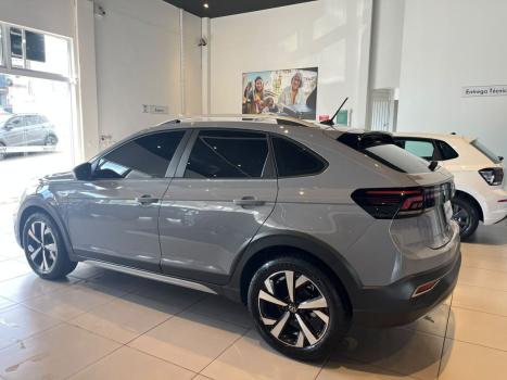 VOLKSWAGEN Nivus 1.0 4P FLEX 200 TSI HIGHLINE TURBO AUTOMÁTICO, Foto 11