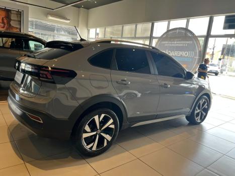 VOLKSWAGEN Nivus 1.0 4P FLEX 200 TSI HIGHLINE TURBO AUTOMÁTICO, Foto 9