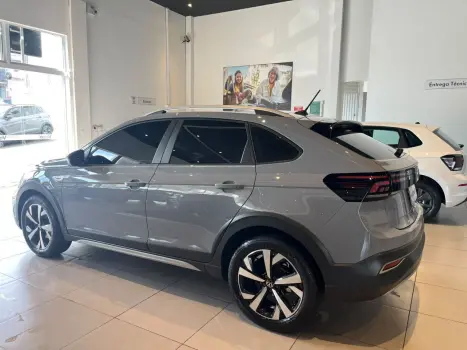 VOLKSWAGEN Nivus 1.0 4P FLEX 200 TSI HIGHLINE TURBO AUTOMÁTICO, Foto 11