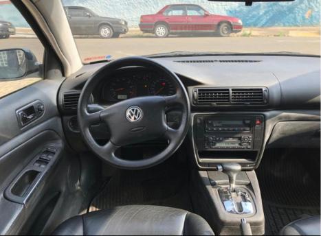 VOLKSWAGEN Passat 1.8 20V 4P TURBO AUTOM�TICO, Foto 15