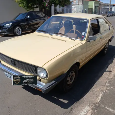VOLKSWAGEN Passat 1.6 LS, Foto 1