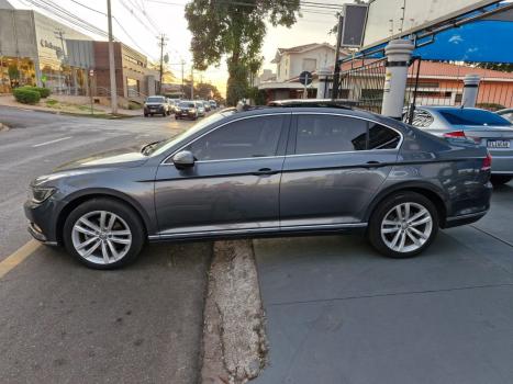 VOLKSWAGEN Passat 2.0 16V 4P TSI TURBO BLUEMOTION COMFORTLINE AUTOM�TICO DSG, Foto 3