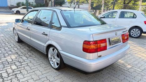 VOLKSWAGEN Passat 2.0 4P GL, Foto 4