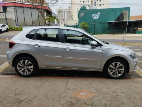 VOLKSWAGEN Polo Hatch 1.0 12V 4P 200 TSI  COMFORTLINE AUTOMÁTICO, Foto 2 VOLKSWAGEN Polo Hatch 1.0 12V 4P 200 TSI  COMFORTLINE AUTOMÁTICO, Foto 2