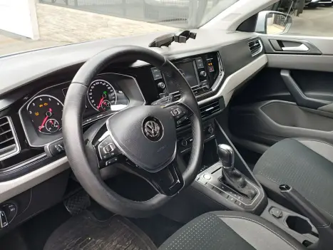 VOLKSWAGEN Polo Hatch 1.0 12V 4P 200 TSI  COMFORTLINE AUTOMÁTICO, Foto 9 VOLKSWAGEN Polo Hatch 1.0 12V 4P 200 TSI  COMFORTLINE AUTOMÁTICO, Foto 9