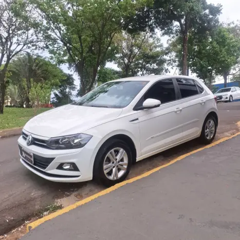 VOLKSWAGEN Polo Hatch 1.0 12V 4P 200 TSI COMFORTLINE, Foto 2