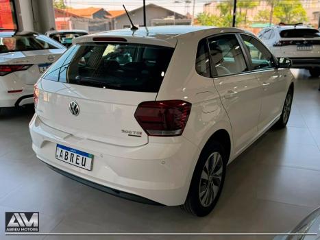 VOLKSWAGEN Polo Hatch 1.0 12V 4P 200 TSI COMFORTLINE, Foto 7