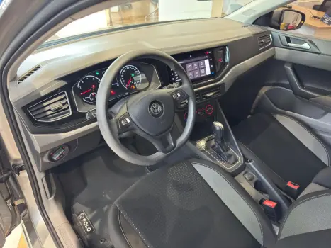 VOLKSWAGEN Polo Hatch 1.0 12V 4P 200 TSI  COMFORTLINE AUTOM�TICO, Foto 4