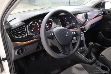 VOLKSWAGEN Polo Hatch 1.0 4P MPI TRACK ROCK IN ROCK, Foto 4