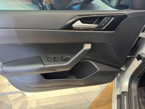 VOLKSWAGEN Polo Hatch 1.0 4P 170 TSI HIGHLINE AUTOMTICO, Foto 7