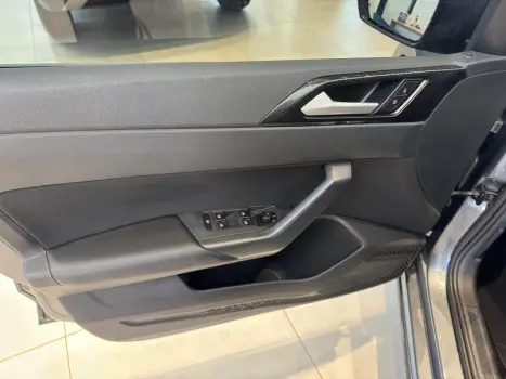 VOLKSWAGEN Polo Hatch 1.0 4P 170 TSI HIGHLINE AUTOMTICO, Foto 7