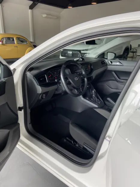 VOLKSWAGEN Polo Hatch 1.0 12V 4P 200 TSI  COMFORTLINE AUTOM�TICO, Foto 9