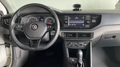 VOLKSWAGEN Polo Hatch 1.0 12V 4P 200 TSI  COMFORTLINE AUTOM�TICO, Foto 13