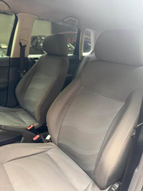 VOLKSWAGEN Polo Hatch 1.6 4P S�RIE OURO, Foto 2