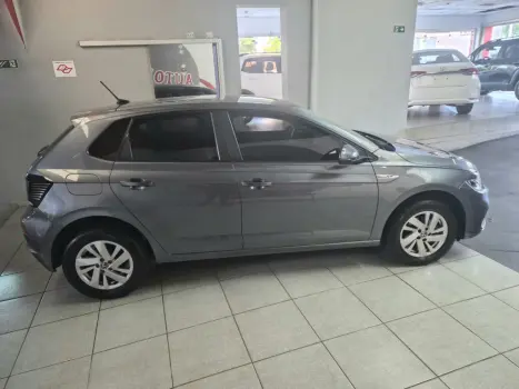 VOLKSWAGEN Polo Hatch 1.0 12V 4P 200 TSI  COMFORTLINE AUTOM�TICO, Foto 4