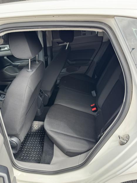 VOLKSWAGEN Polo Hatch 1.0 12V 4P 200 TSI  COMFORTLINE AUTOM�TICO, Foto 11