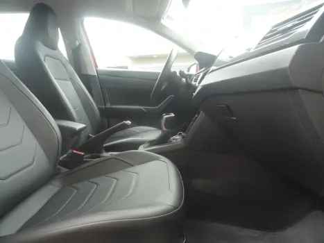 VOLKSWAGEN Polo Hatch 1.0 12V 4P 200 TSI HIGHLINE AUTOM�TICO, Foto 22