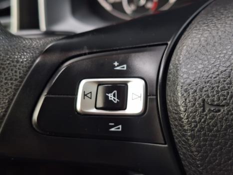 VOLKSWAGEN Polo Hatch 1.0 12V 4P 200 TSI  COMFORTLINE AUTOM�TICO, Foto 16