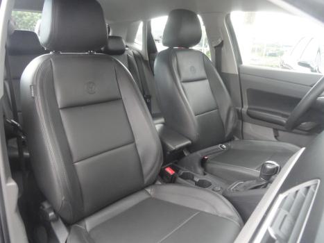 VOLKSWAGEN Polo Hatch 1.0 12V 4P 200 TSI  COMFORTLINE AUTOM�TICO, Foto 21