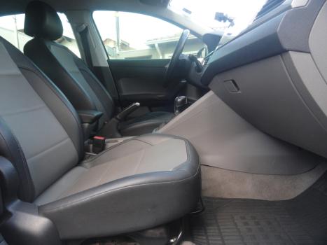 VOLKSWAGEN Polo Hatch 1.0 12V 4P 200 TSI HIGHLINE AUTOM�TICO, Foto 23