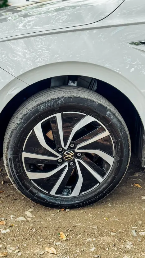 VOLKSWAGEN Polo Hatch 1.0 12V 4P 200 TSI HIGHLINE AUTOM�TICO, Foto 18