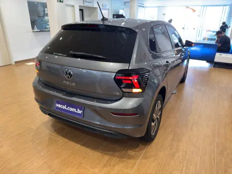 VOLKSWAGEN Polo Hatch 1.0 4P 170 TSI HIGHLINE AUTOM�TICO, Foto 9