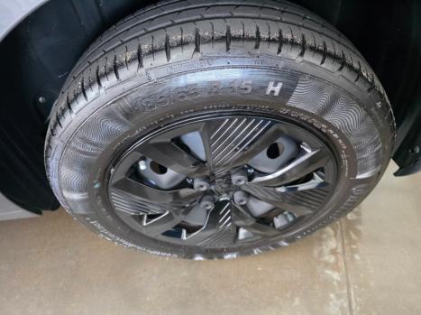 VOLKSWAGEN Polo Hatch 1.0 4P MPI TRACK ROCK IN ROCK, Foto 5