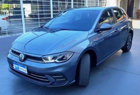 VOLKSWAGEN Polo Hatch 1.0 12V 4P 200 TSI HIGHLINE AUTOM�TICO, Foto 2