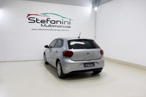 VOLKSWAGEN Polo Hatch 1.0 12V 4P 200 TSI  COMFORTLINE AUTOM�TICO, Foto 13