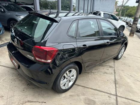 VOLKSWAGEN Polo Hatch 1.0 12V 4P 200 TSI  COMFORTLINE AUTOM�TICO, Foto 4