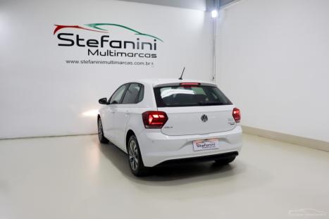 VOLKSWAGEN Polo Hatch 1.0 12V 4P 200 TSI  COMFORTLINE AUTOM�TICO, Foto 13