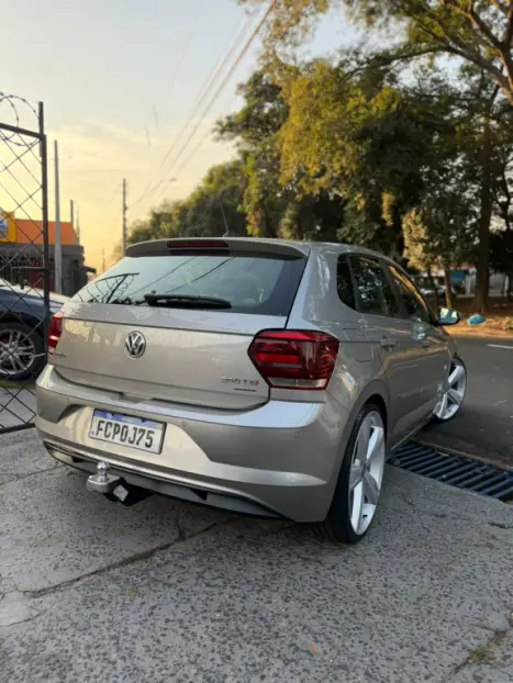 VOLKSWAGEN Polo Hatch 1.0 12V 4P 200 TSI HIGHLINE AUTOM�TICO, Foto 11