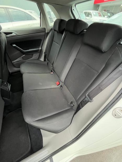 VOLKSWAGEN Polo Hatch 1.0 12V 4P 200 TSI  COMFORTLINE AUTOM�TICO, Foto 20