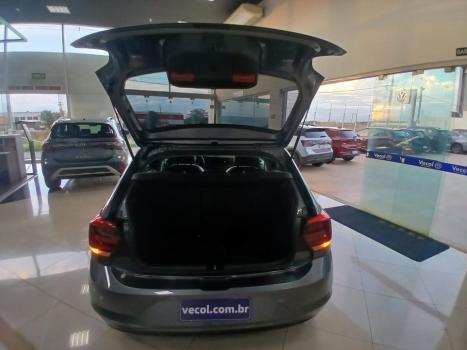VOLKSWAGEN Polo Hatch 1.0 12V 4P 200 TSI  COMFORTLINE AUTOM�TICO, Foto 12