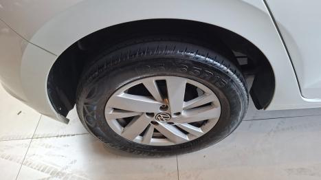 VOLKSWAGEN Polo Hatch 1.0 12V 4P 200 TSI  COMFORTLINE AUTOMÁTICO, Foto 7