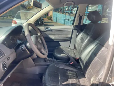 VOLKSWAGEN Polo Sedan 1.6 4P CONFORTLINE, Foto 7