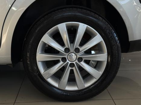 VOLKSWAGEN Polo Sedan 1.6 4P FLEX, Foto 9