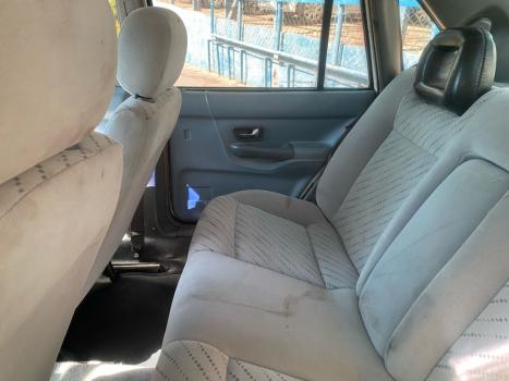 VOLKSWAGEN Santana 1.8 MI 4P, Foto 10 VOLKSWAGEN Santana 1.8 MI 4P, Foto 10