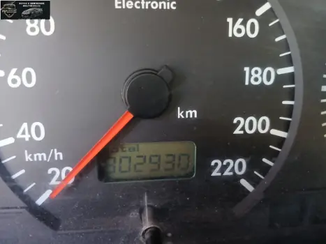 VOLKSWAGEN Santana 2.0 4P, Foto 9