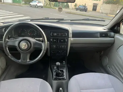 VOLKSWAGEN Santana 2.0 MI 4P, Foto 5 VOLKSWAGEN Santana 2.0 MI 4P, Foto 5