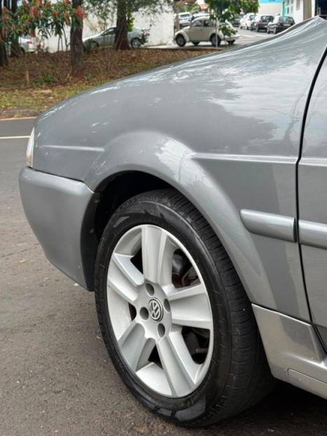 VOLKSWAGEN Santana 2.0 4P, Foto 3