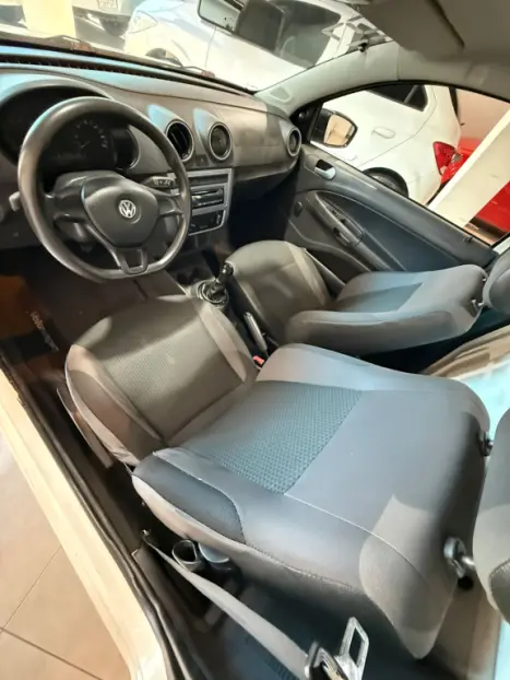 VOLKSWAGEN Saveiro 1.6 G7 CABINE SIMPLES ROBUST FLEX, Foto 9
