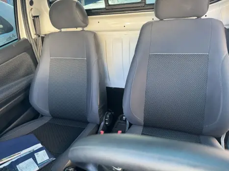 VOLKSWAGEN Saveiro 1.6 G7 CABINE SIMPLES TRENDLINE FLEX, Foto 9